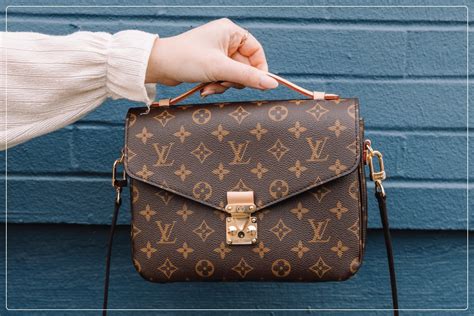 difference between original fake louis vuitton bags|faux lv handbags.